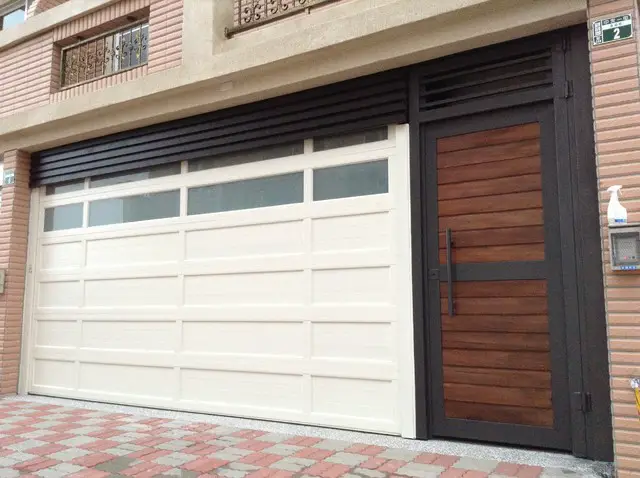 modern-garage-doors-and-openers