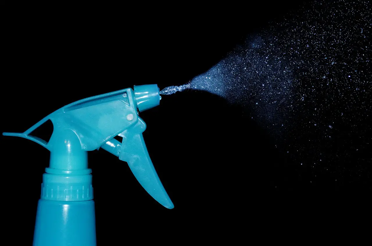 spray-natural-anti-insecte